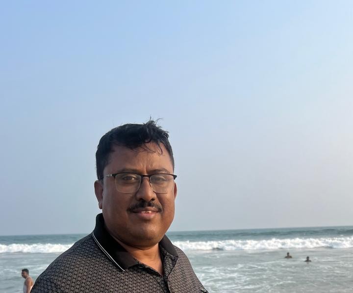 Mr. Vijay, Blue Land